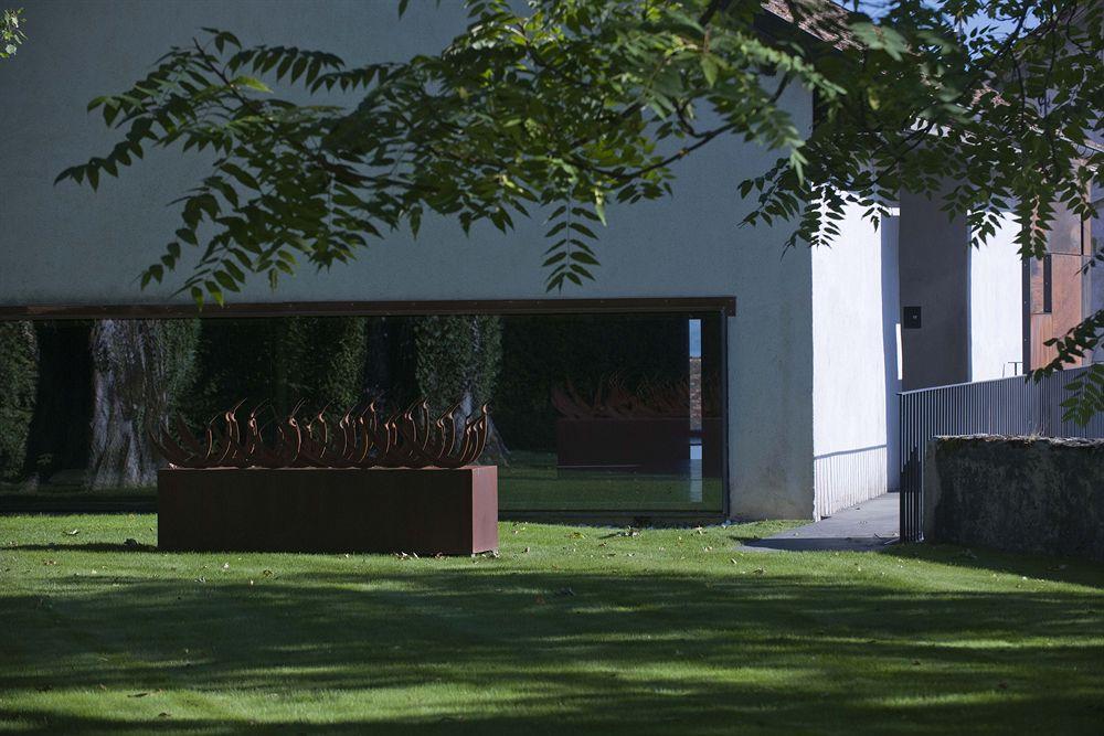 Chateau Le Rosey Hotel Nyon Esterno foto