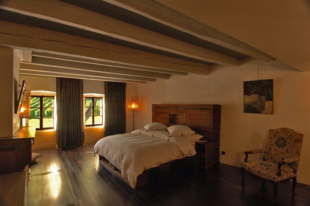 Chateau Le Rosey Hotel Nyon Esterno foto
