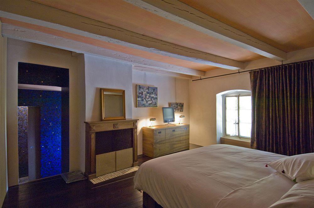 Chateau Le Rosey Hotel Nyon Esterno foto