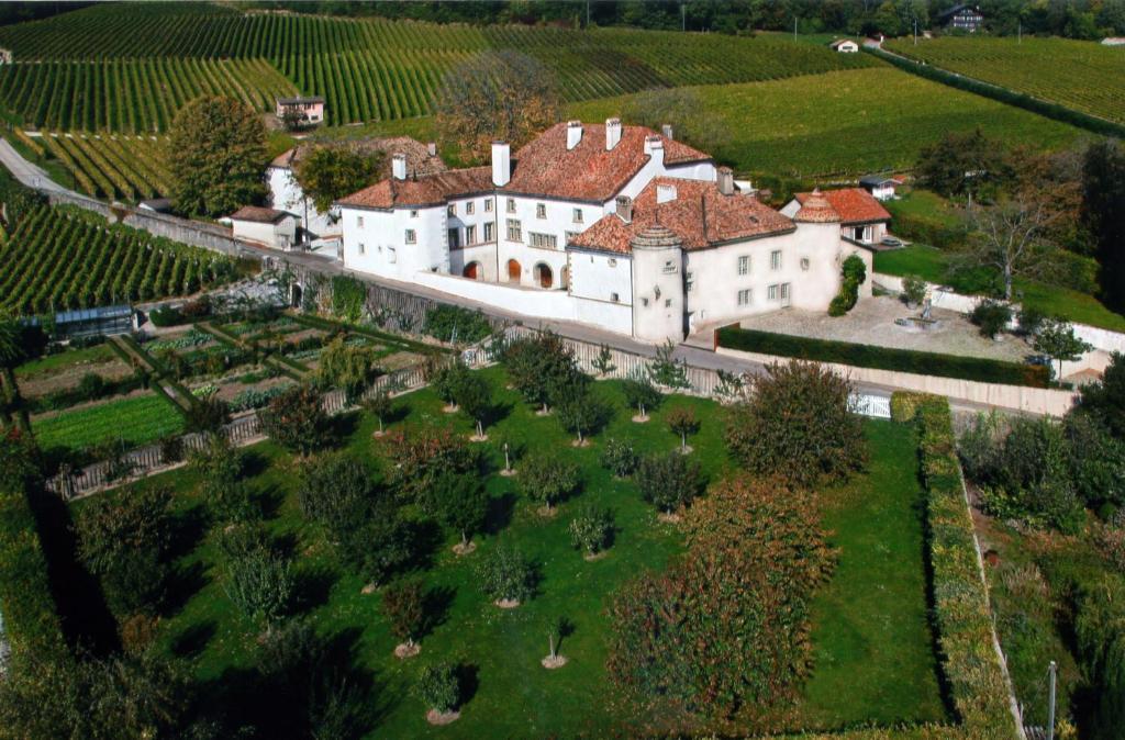 Chateau Le Rosey Hotel Nyon Esterno foto
