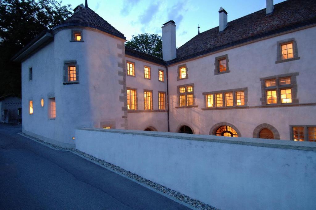 Chateau Le Rosey Hotel Nyon Esterno foto
